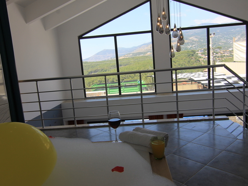  gece  -  Kasım
  | Kalkan İncebel'de Jakuzili Muhafazakar Villa: Doğa İçinde Huzurlu Tatil